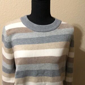 Sweater NWOT